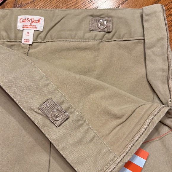 Girls' Stretch Uniform Pleated Twill Skort Side Zipper- Cat & Jack™ Beig… - Picture 10 of 11